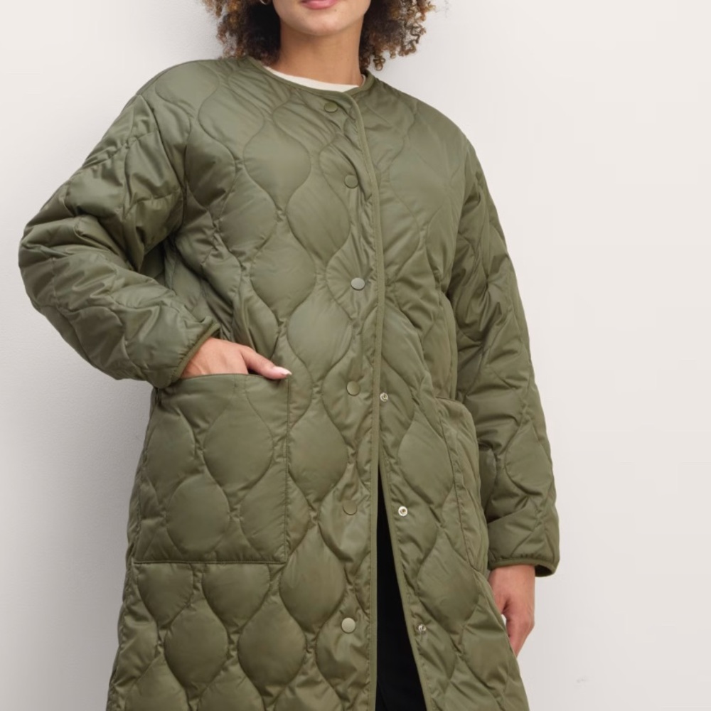 NWT Everlane Long Quilted Liner